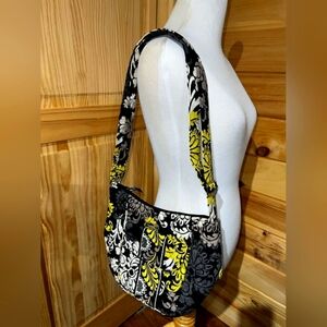 Retired like new 2010 Vera Bradley cross body shoulder bag